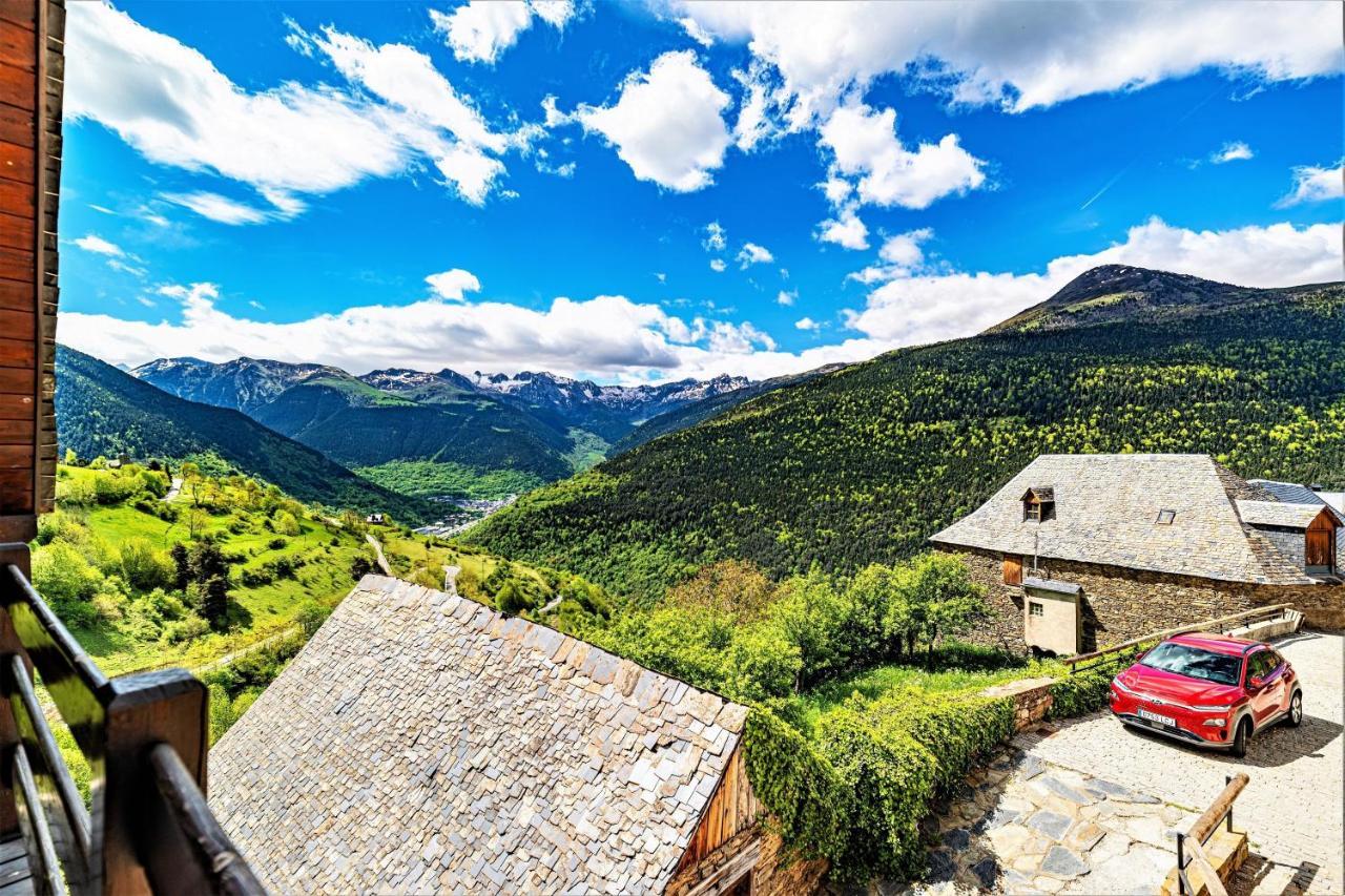 Apartamentos Aran Montcorbau Eksteriør billede