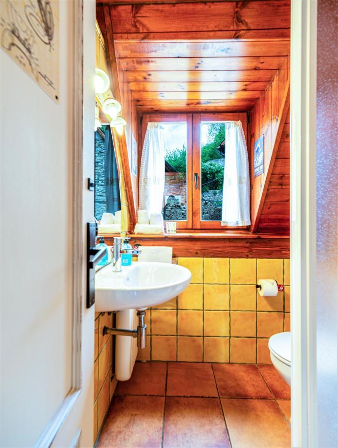 Apartamentos Aran Montcorbau Eksteriør billede