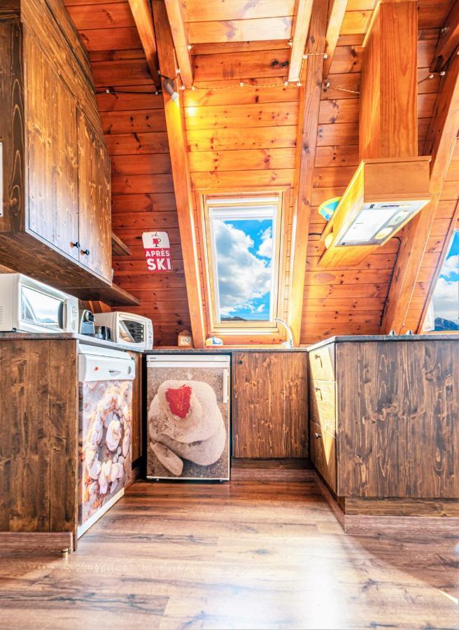 Apartamentos Aran Montcorbau Eksteriør billede